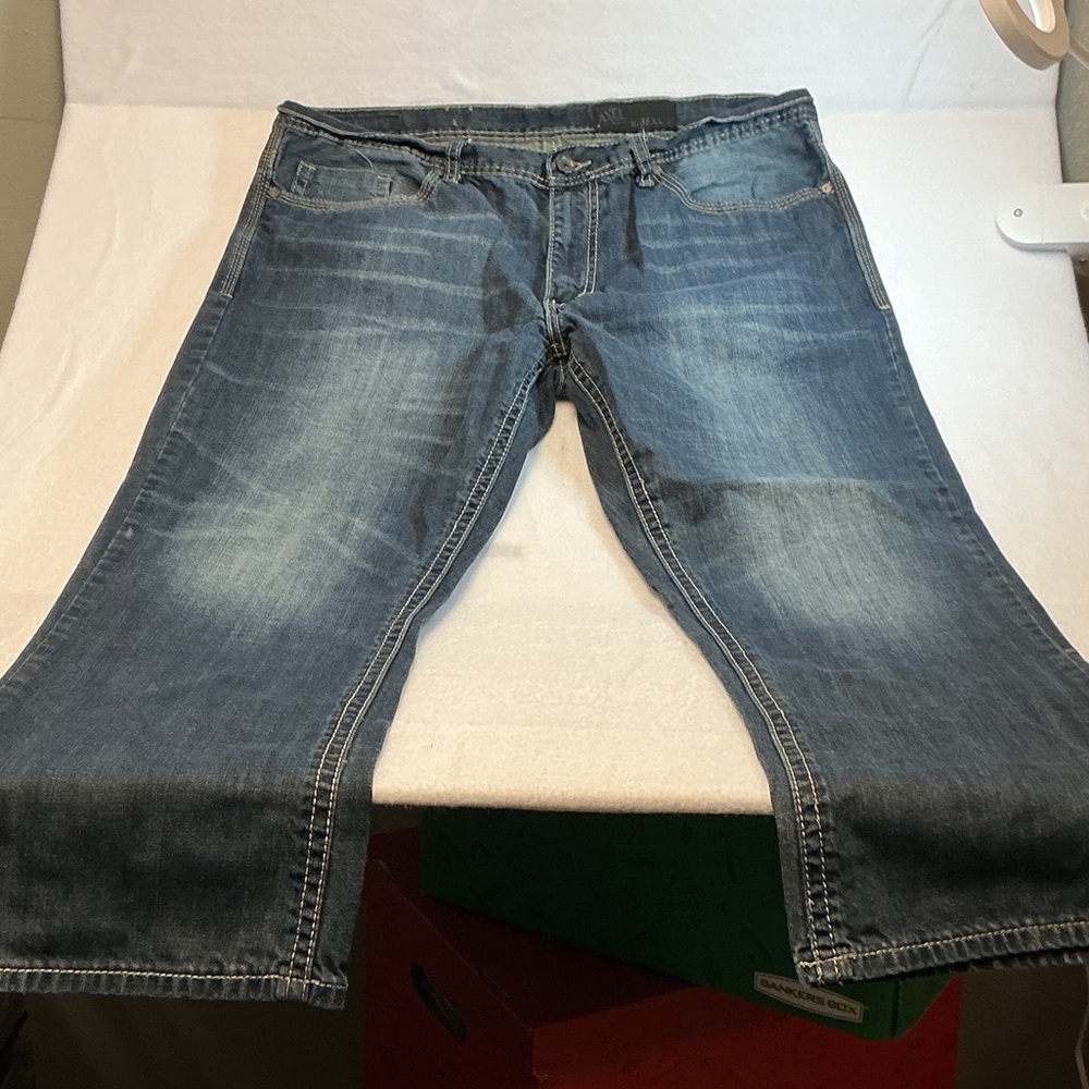 Axel Classic Denim Relaxed Fit Jeans size 38x30.  0362